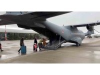 MSB: "Hava Kuvvetlerimize ait uçakla depremzede vatandaşlarımızın Ankara’ya tahliyesi gerçekleştirildi"