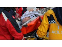 Ağır hasarlı binada mahsur kalan obezite hastası kurtarıldı