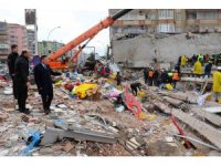 Bağlar Belediyesinden vatandaşlara barınma, yemek ve battaniye desteği