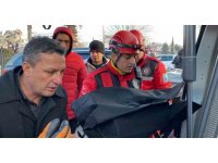 Göçük altında kalan anne ve iki çocuğunun cansız bedenine ulaşıldı, baba yaralı kurtarıldı