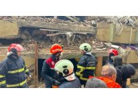 Mardin Büyükşehir Belediyesi ekipleri 2 kişiyi enkaz altından çıkardı