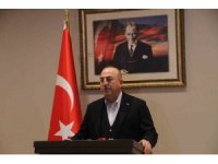 Bakan Çavuşoğlu: "36 ülkeden 3 bin 319 arama kurtarma personeli sahada"