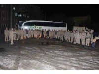 Iğdır’dan 150 güvenlik korucusu ve 12 astsubay deprem bölgesine gitti