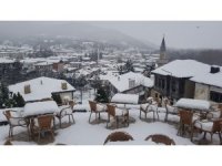 Sakarya’nın yüksek kesimlerine kar yağdı