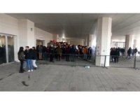 Binlerce Sincanlı genç vatandaş yardım seferberliğine katıldı