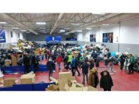 Yalova’dan gıda dolu 6 tır daha deprem bölgesine gönderildi