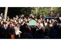 Depremde yaşamını yitiren genç futbolcu Antalya’da toprağa verildi