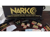 Ev ve işyerinde uyuşturucu ele geçirilen şahıs tutuklandı