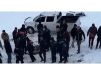 Oğlu ve gelinini Rize’ye getirmek için deprem bölgesine giden baba Sivas’taki kazada hayatını kaybetti