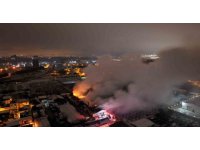 Bursa’da mobilya fabrikası alev alev yandı