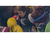 22 yaşındaki Leyla, 70 saat sonra enkazdan sağ çıkarıldı