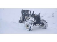 Elazığ’da 109 köy yolu açıldı, 89’unda çalışma sürüyor