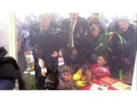 Cumhurbaşkanı Erdoğan’dan minik depremzedelere harçlık