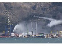İskenderun Limanı’ndaki yangını söndürme çalışmaları devam ediyor