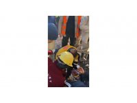 Madenciler enkaz altındaki çifti 82’nci saatte kurtardı