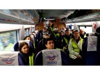 AFAD’a başvuran gönüllüler deprem bölgesine gidiyor