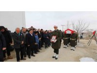 Depremde kaldığı otelin yıkılması sonucu vefat eden Aksaraylı asker toprağa verildi