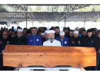 Diyanet İşleri Başkanı Erbaş, depremde hayatını kaybeden anne ve oğlunun cenaze namazını kıldırdı