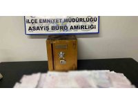 Kasa ve motosiklet hırsızları polisten kaçamadı