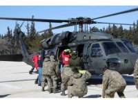 Kızılay ve TSK’dan köylere helikopterle yardım