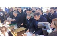 MSB: “11’inci Komando Tugayımız aralıksız sıcak yemek dağıtmayı sürdürüyor”