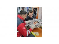 Hatay’da 90 saat sonra 10 günlük yağız bebek ve annesi enkazdan sağ çıkartıldı