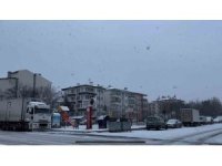 Afyonkarahisar’da kar yağışı etkili oldu