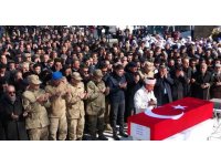 Depremde hayatını kaybeden Vanlı asker son yolculuğuna uğurlandı