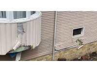 Yolu tutan istinat duvarı çöktü