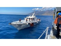 TCG Sarucabey, yardım malzemelerini Hatay’a ulaştırdı