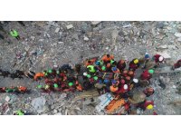 107. saatte sevincin adresi Arzu Apartmanı