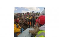 Adıyaman’da enkaz altında kalan Mehmet Ayhan Erdem, 105 saat sonra sağ olarak çıkarıldı