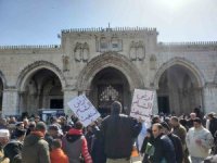 Mescid-i Aksa’da Türkiye’deki depremlerde hayatını kaybedenler için gıyabi cenaze namazı