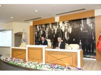 Çiğli Belediyesi depremzedelerin konaklama ihtiyacı için harekete geçti