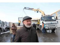 Başkan Çolakbayrakdar: "104 personelimiz ve 41 aracımızla deprem bölgesindeyiz"