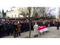 İlk görev gününde depremde hayatını kaybeden uzman onbaşı toprağa verildi