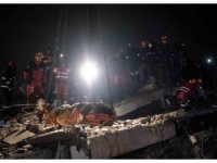 Enkaz altından 113. saatte sağ olarak çıkartıldı