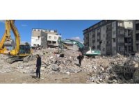 Deprem bölgesine iş makineleriyle destek veriyorlar