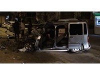 Ağır yaralı sürücü hastaneye sevk edilirken arabasını sayıkladı
