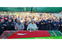 Eşiyle enkaz altında hayatını kaybeden Hatice öğretmen son yolculuğuna uğurlandı