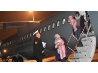 Deniz Kuvvetlerinin uçakları depremzedelerin hizmetinde