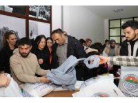 Toroslar’da depremzedeler için yardım zinciri büyüyor