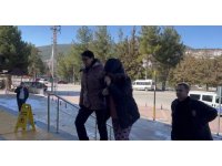 Burdur’da depremzedeler için toplanan malzemeleri çalarken yakalanan kadın tutuklandı