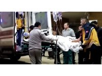 Borcunu isterken bıçaklanarak ağır yaralandı