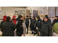Manisa Büyükşehir Belediyesi tüm imkanlarıyla depremzedelerin yanında