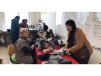 Kütahya HEM, deprem bölgesindeki vatandaşların ihtiyaçlarına yönelik üretimler yapıyor