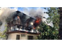 Akyaka’da ev yangını