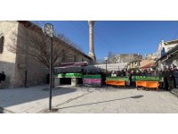 Depremde hayatın kaybeden Jurnal ailesi toprağa verildi