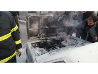 Erzincan’da otomobil yangını