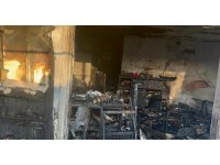 Klimadan çıkan yangın evi küle çevirdi